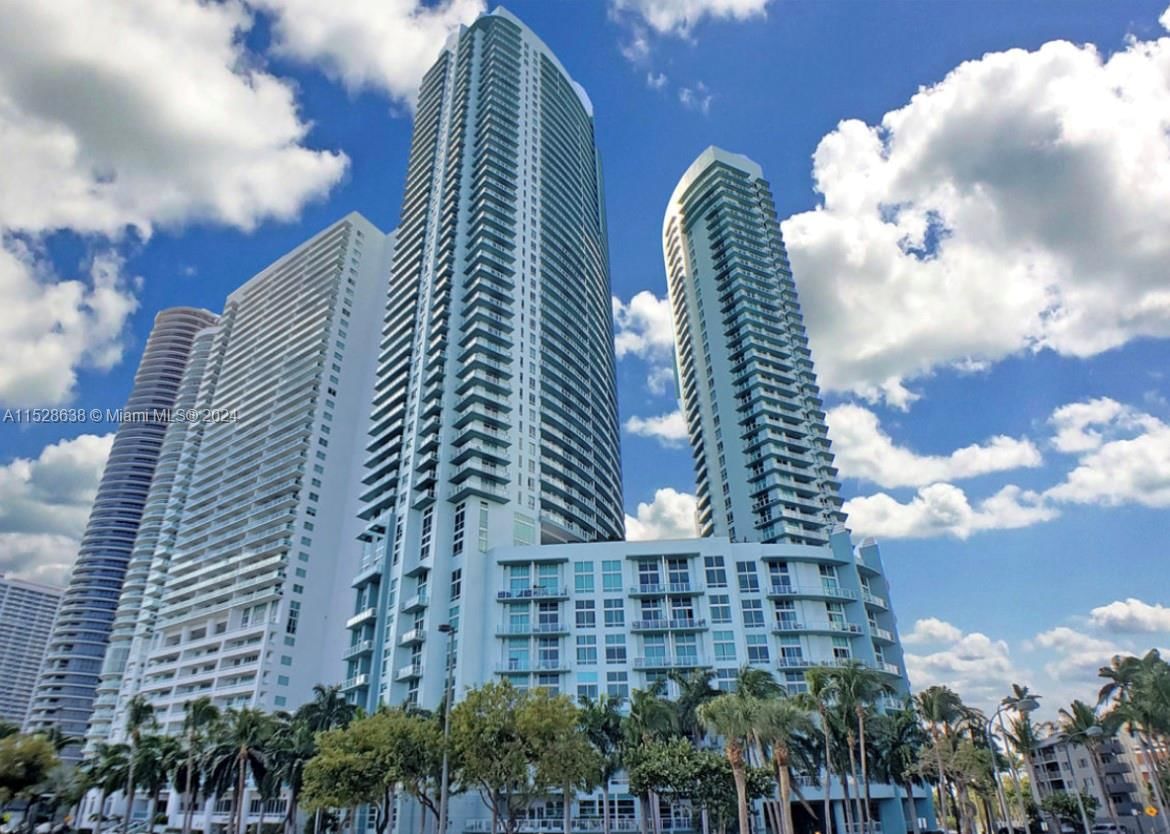 Real estate property located at 1900 Bayshore Dr #3112, Miami-Dade County, QUANTUM ON THE BAY CONDO, Miami, FL