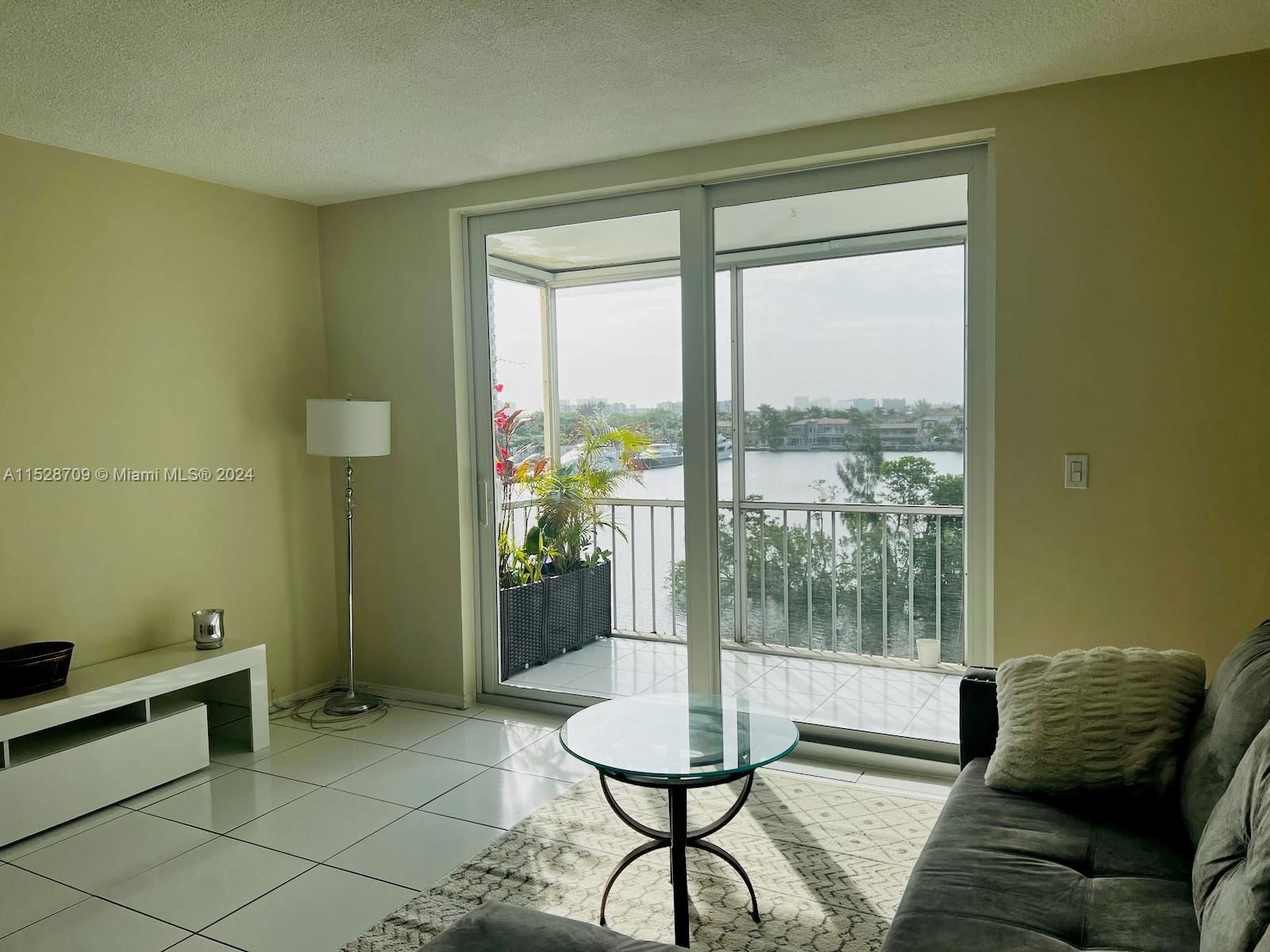 Real estate property located at 2980 Point East Dr D506, Miami-Dade County, POINT EAST ONE CONDO-BLDG, Aventura, FL