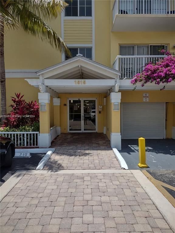 Real estate property located at 1515 Broward Blvd #406, Broward County, PINE CREST VILLAGE I AT, Fort Lauderdale, FL