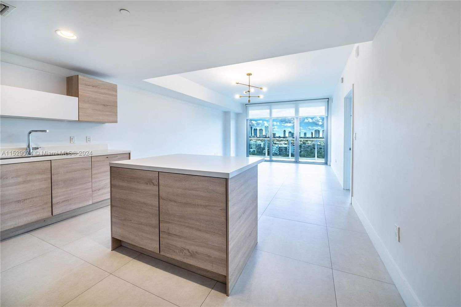 Real estate property located at 16385 Biscayne Blvd #1120, Miami-Dade County, THE HARBOUR SOUTH CONDO, North Miami Beach, FL
