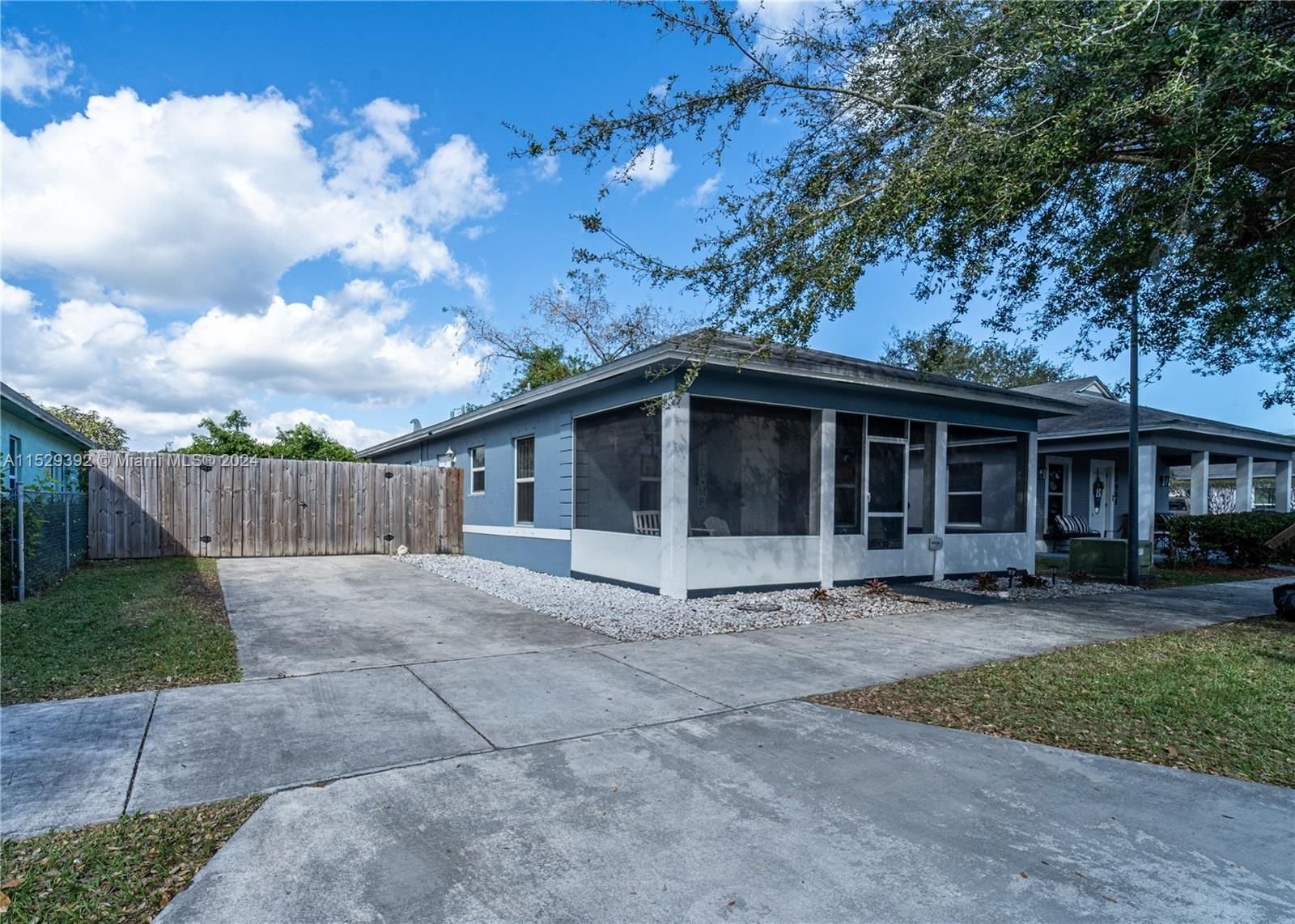Real estate property located at 12961 242nd Ter, Miami-Dade County, JORDAN COMMONS, Homestead, FL