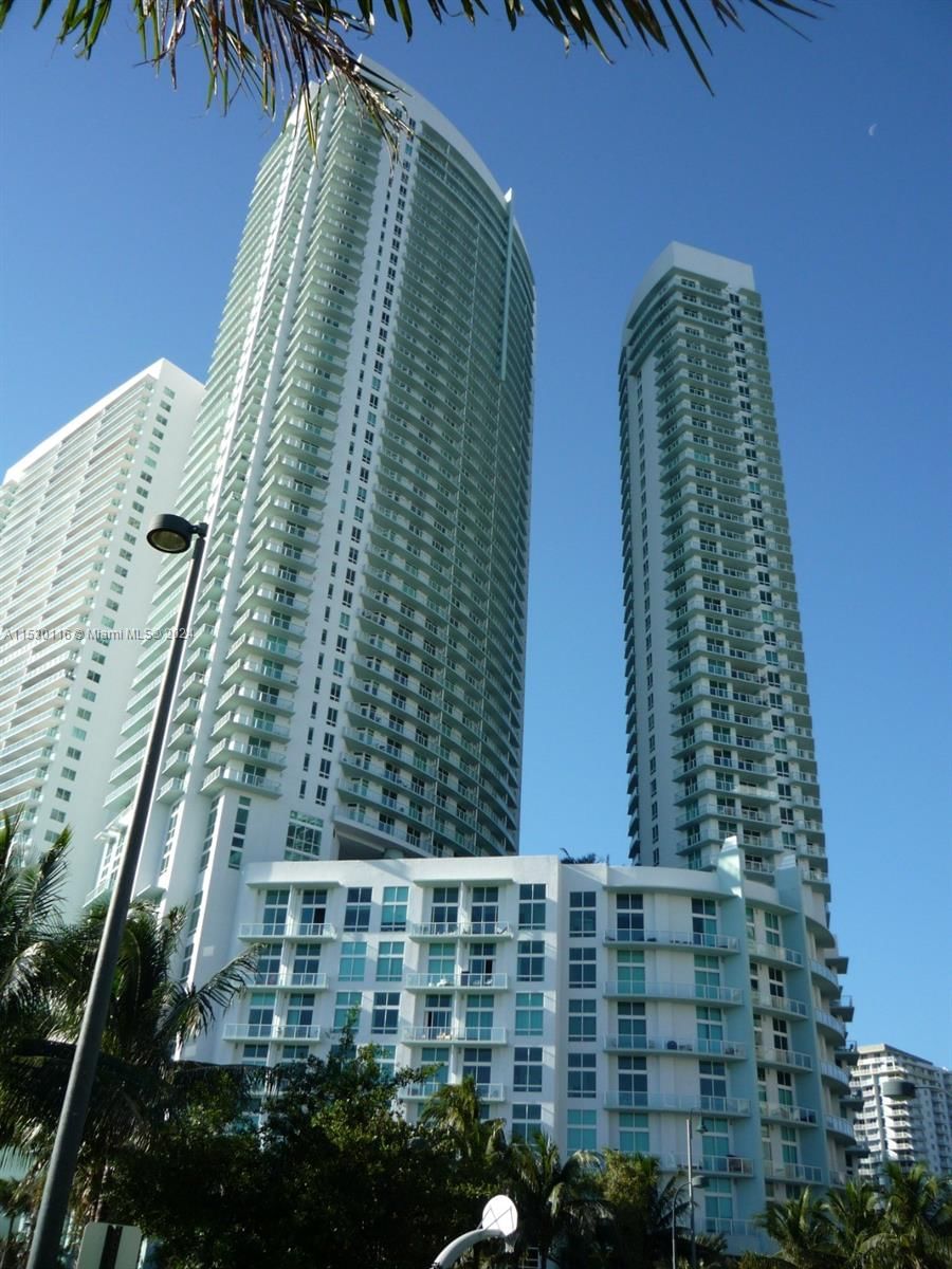 Real estate property located at 1900 Bayshore Dr #3606, Miami-Dade County, QUANTUM ON THE BAY CONDO, Miami, FL