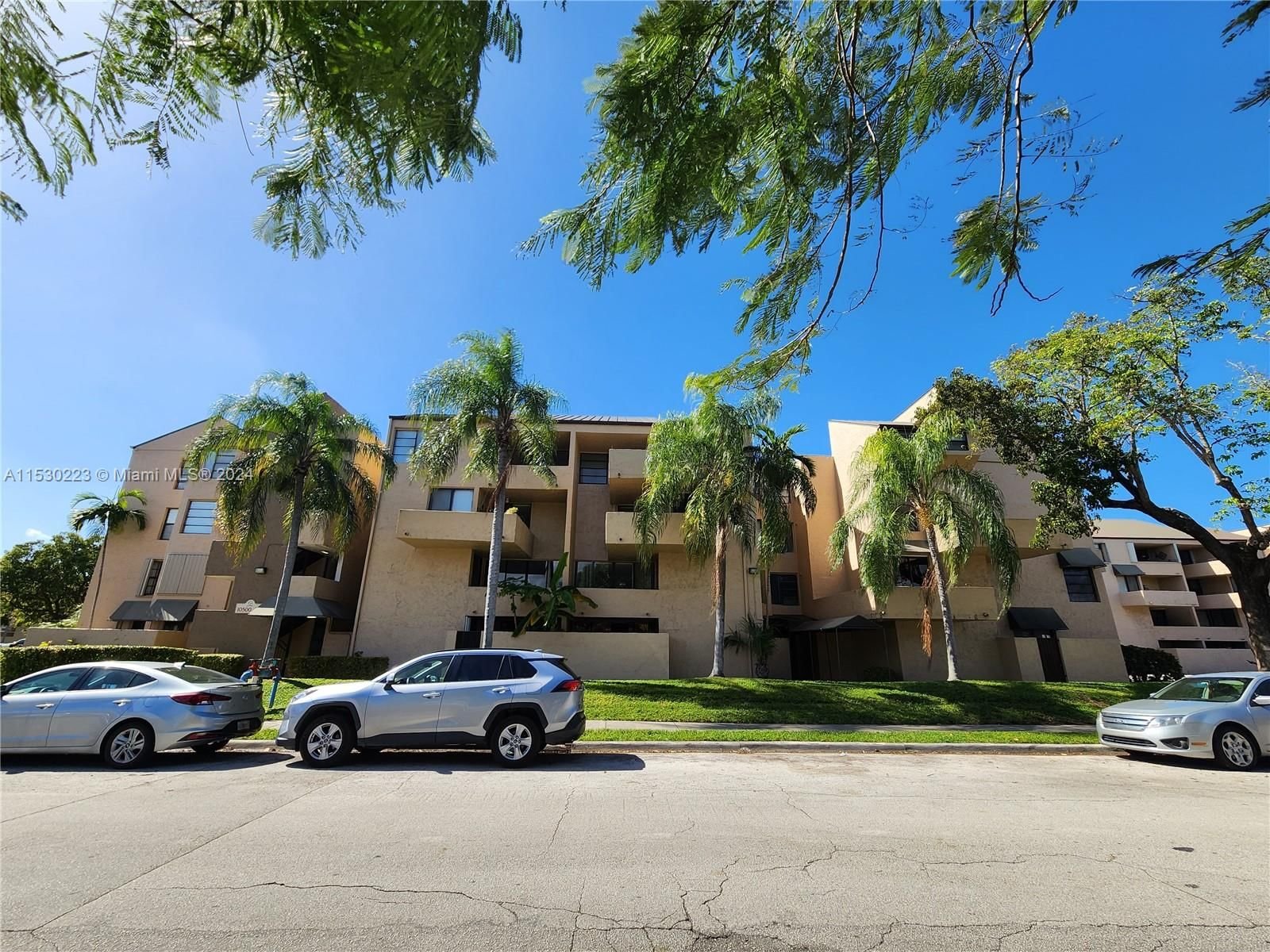 Real estate property located at 10500 108th Ave B206, Miami-Dade County, THE TERRACES CONDO PH II, Miami, FL