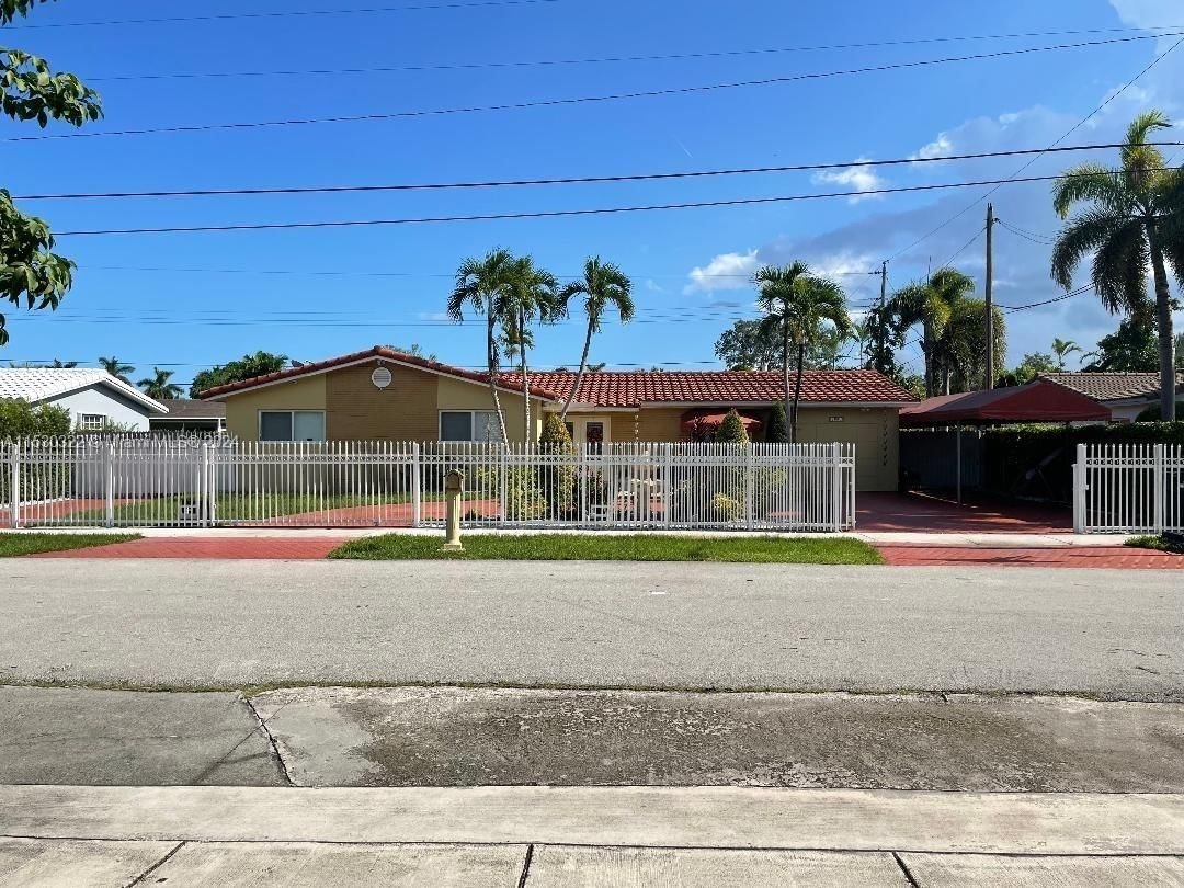 Real estate property located at 8630 47th St, Miami-Dade County, JEWEL ESTS, Miami, FL