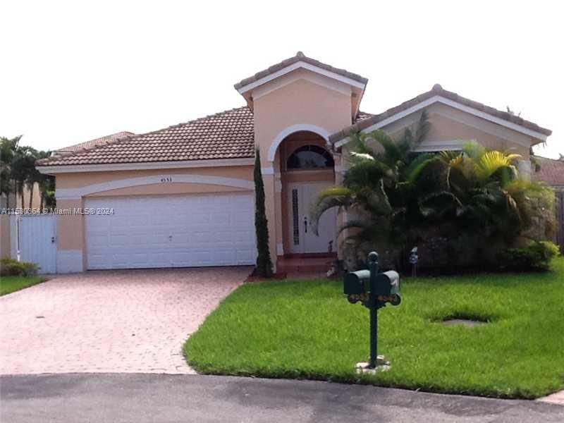 Real estate property located at 4553 94th Pl, Miami-Dade County, GOLDVUE ESTATES, Doral, FL