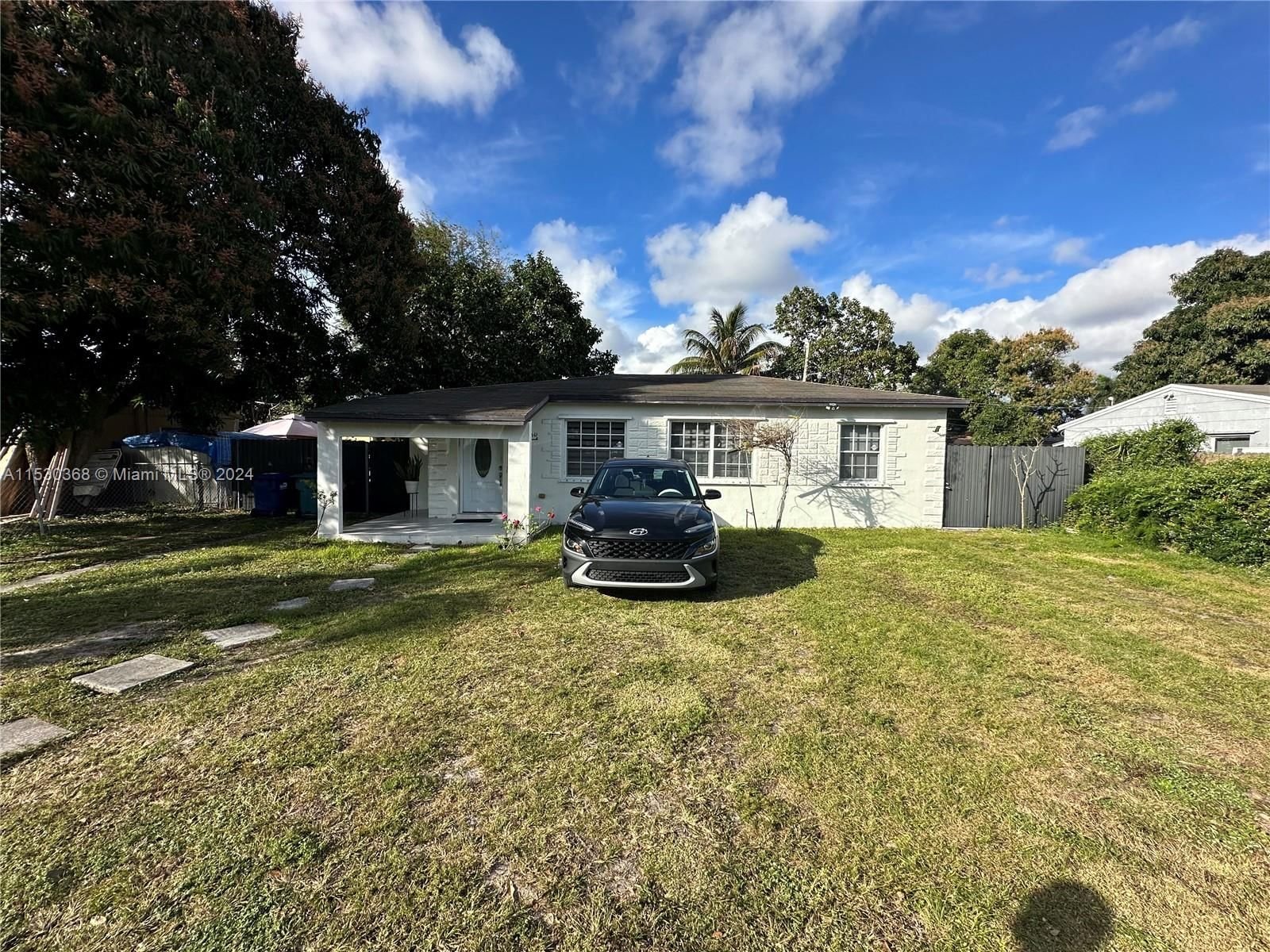Real estate property located at 2561 153rd St, Miami-Dade County, BISCAYNE RIVER GARDENS, Miami Gardens, FL
