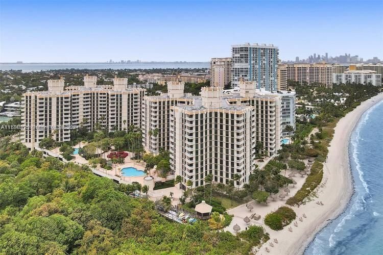 Real estate property located at 1121 Crandon Bv E707, Miami-Dade County, TOWERS OF KEY BISCAYNE CO, Key Biscayne, FL