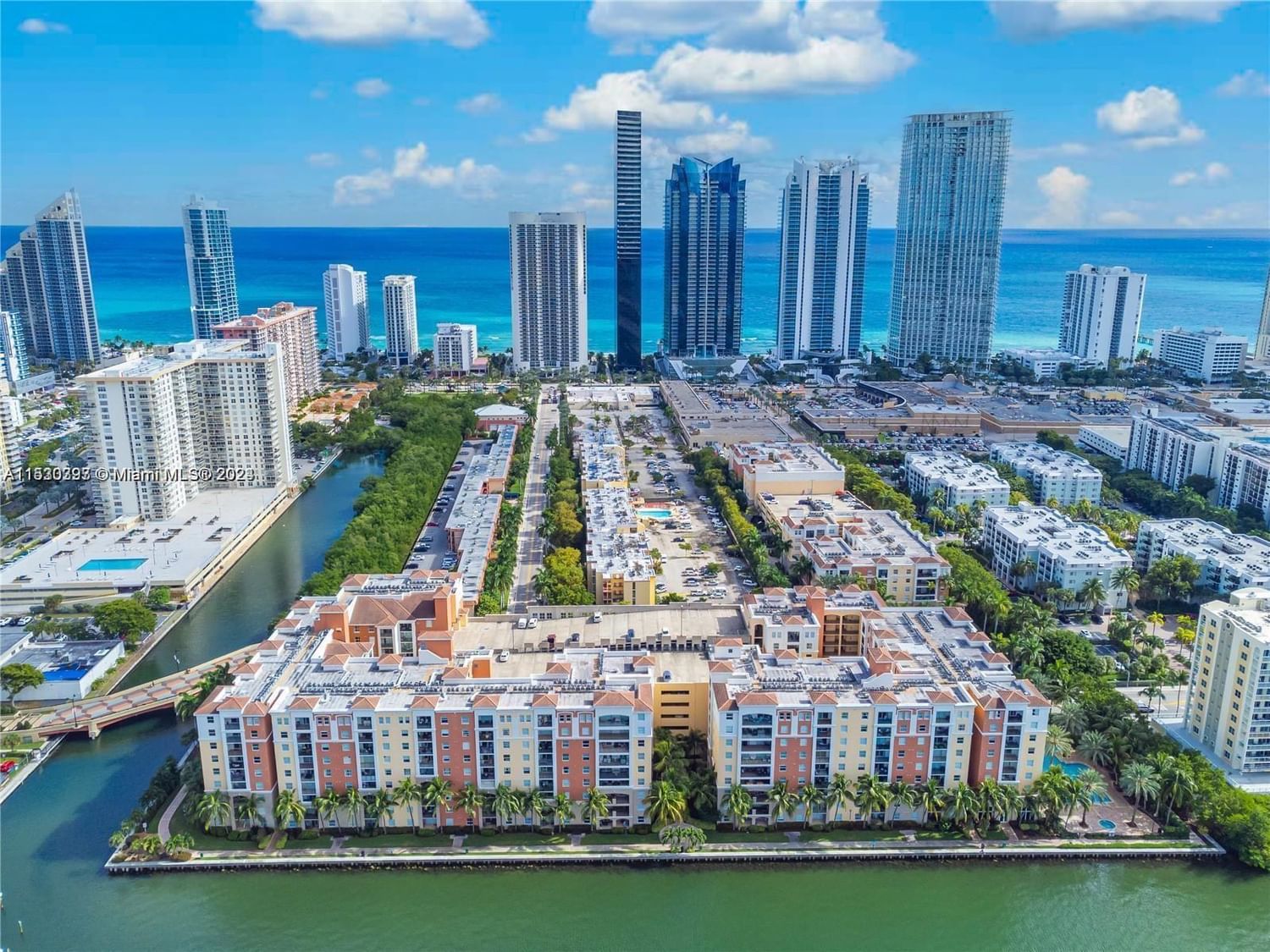 Real estate property located at 17100 Bay Rd GPH1912, Miami-Dade County, PORTO BELLAGIO CONDO, Sunny Isles Beach, FL