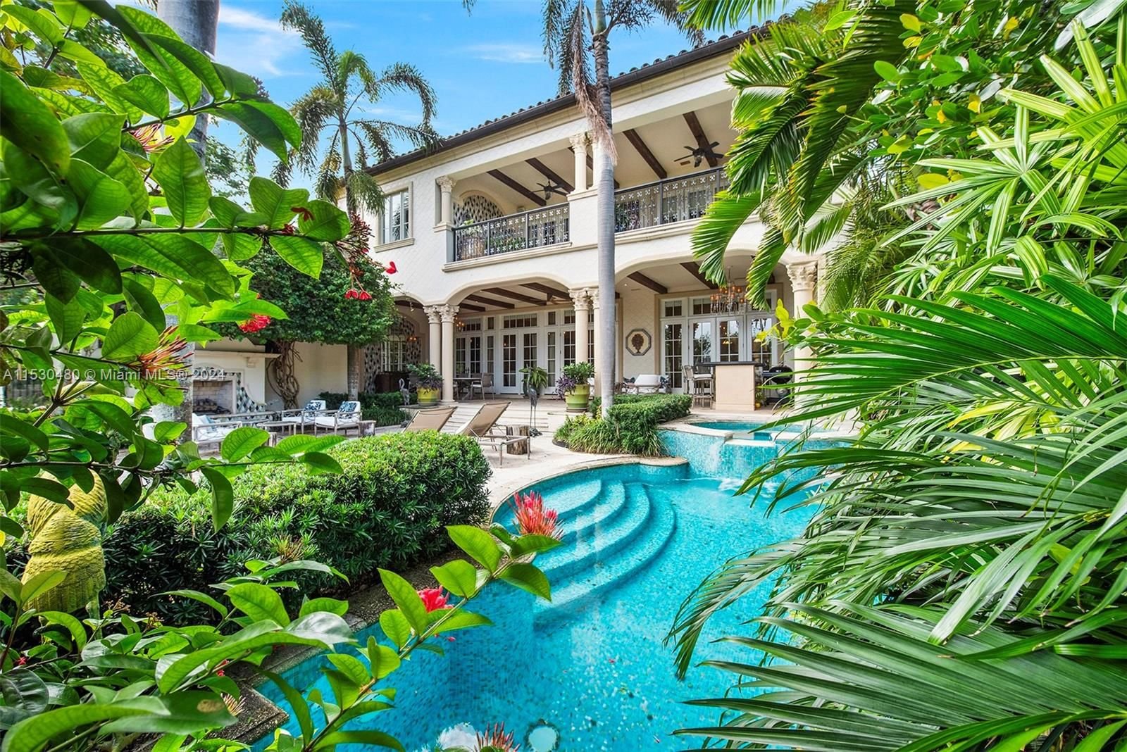 Real estate property located at 6915 Valencia Dr, Miami-Dade County, LINDISFARNE ON FISHER ISL, Miami Beach, FL