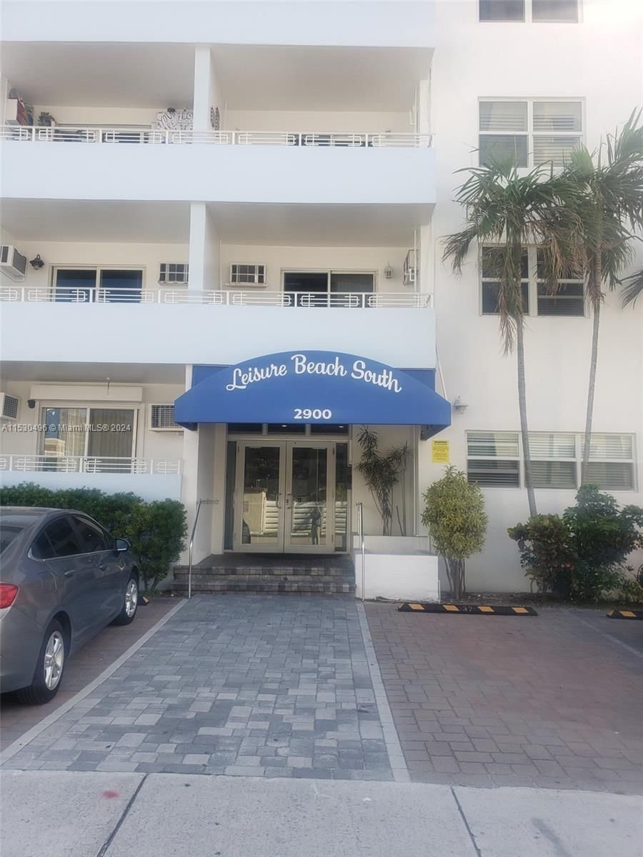 Real estate property located at 2900 Banyan St #303, Broward County, LEISURE BEACH SOUTH CONDO, Fort Lauderdale, FL
