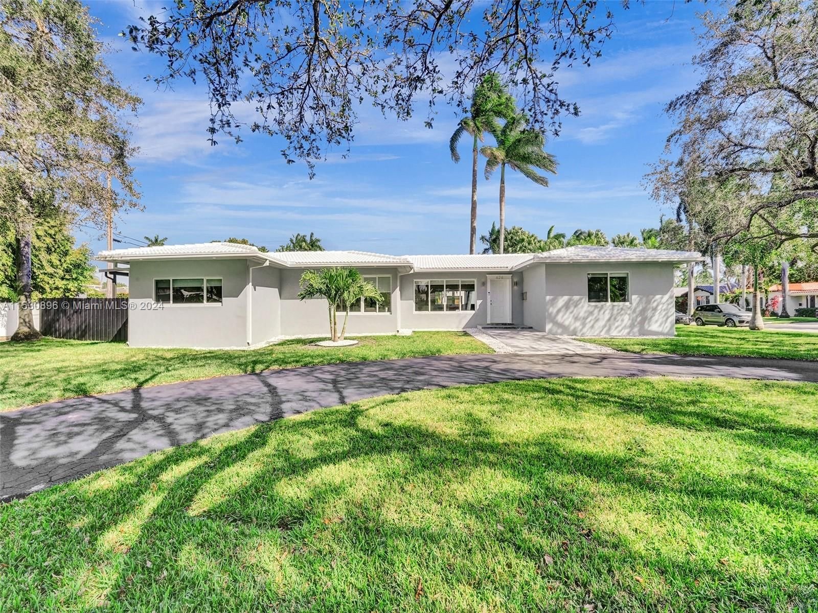 Real estate property located at 626 13th Ave, Broward County, HOLLYWOOD LAKES SECTION, Hollywood, FL