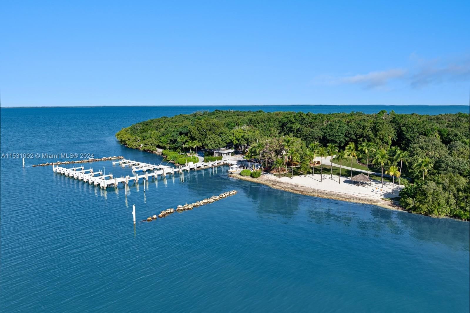 Real estate property located at 10 Cannon Point, Monroe County, Ocean Reef, Key Largo, FL