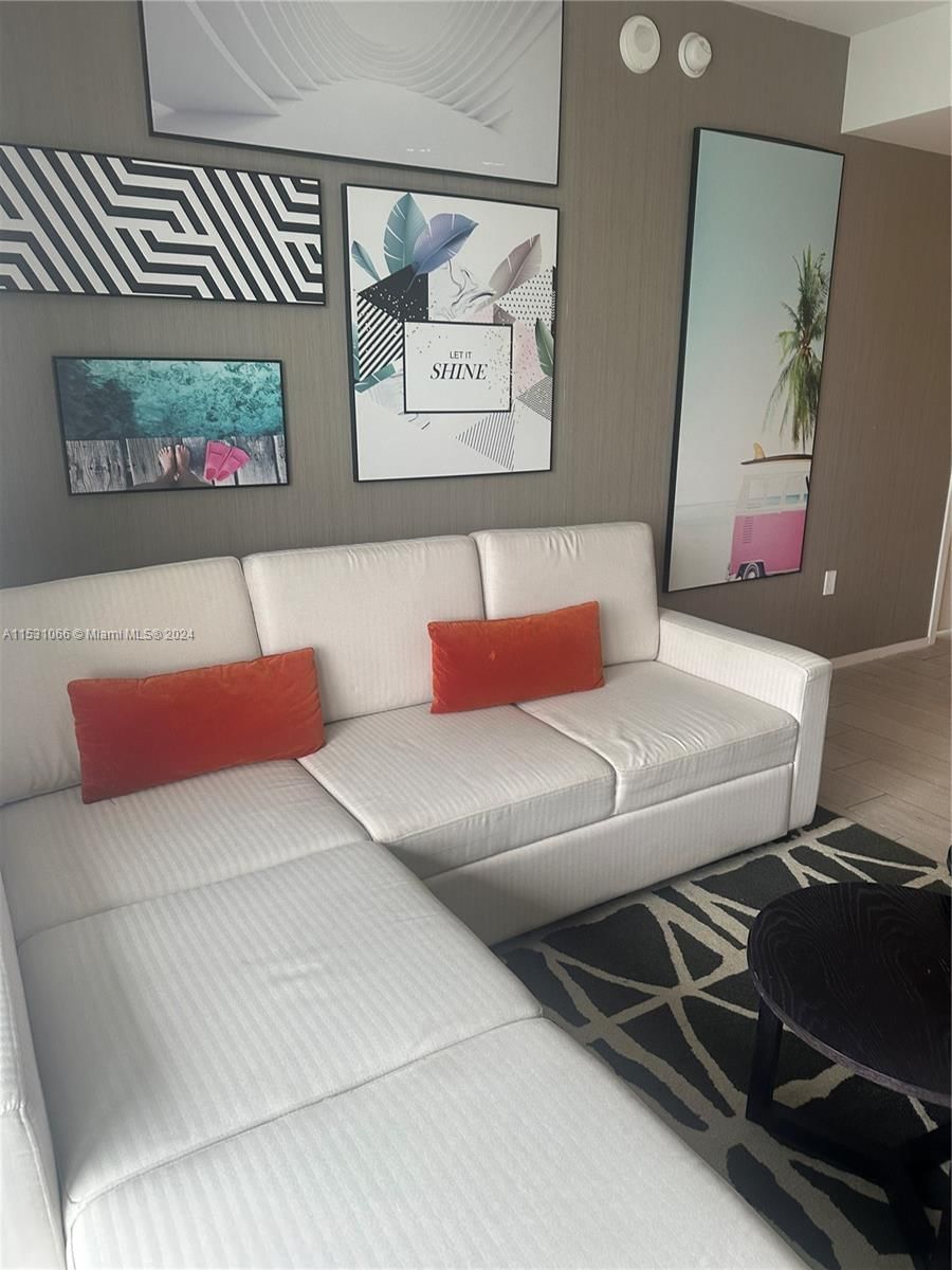 Real estate property located at 4010 Ocean Dr R707, Broward, 4010 South Ocean Condo, Hollywood, FL