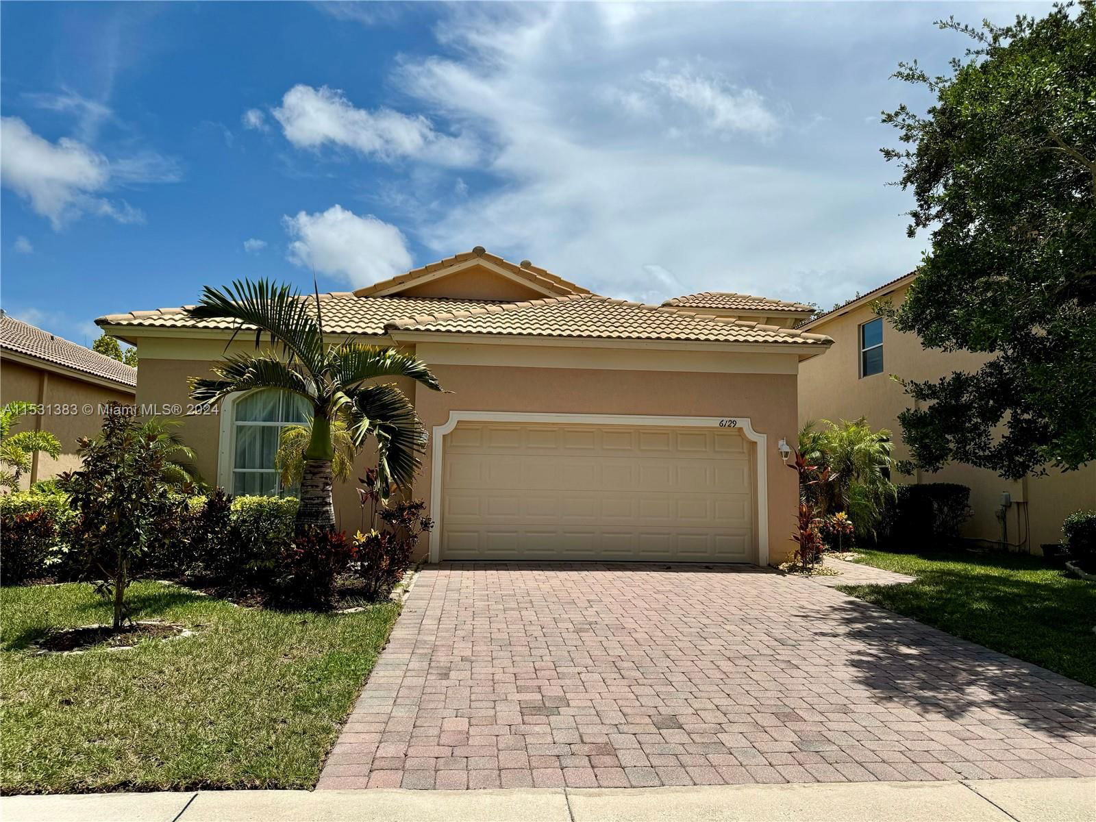 Real estate property located at 6129 Spring Lake Ter, St Lucie County, PORTOFINO SHORES PHASE TH, Fort Pierce, FL