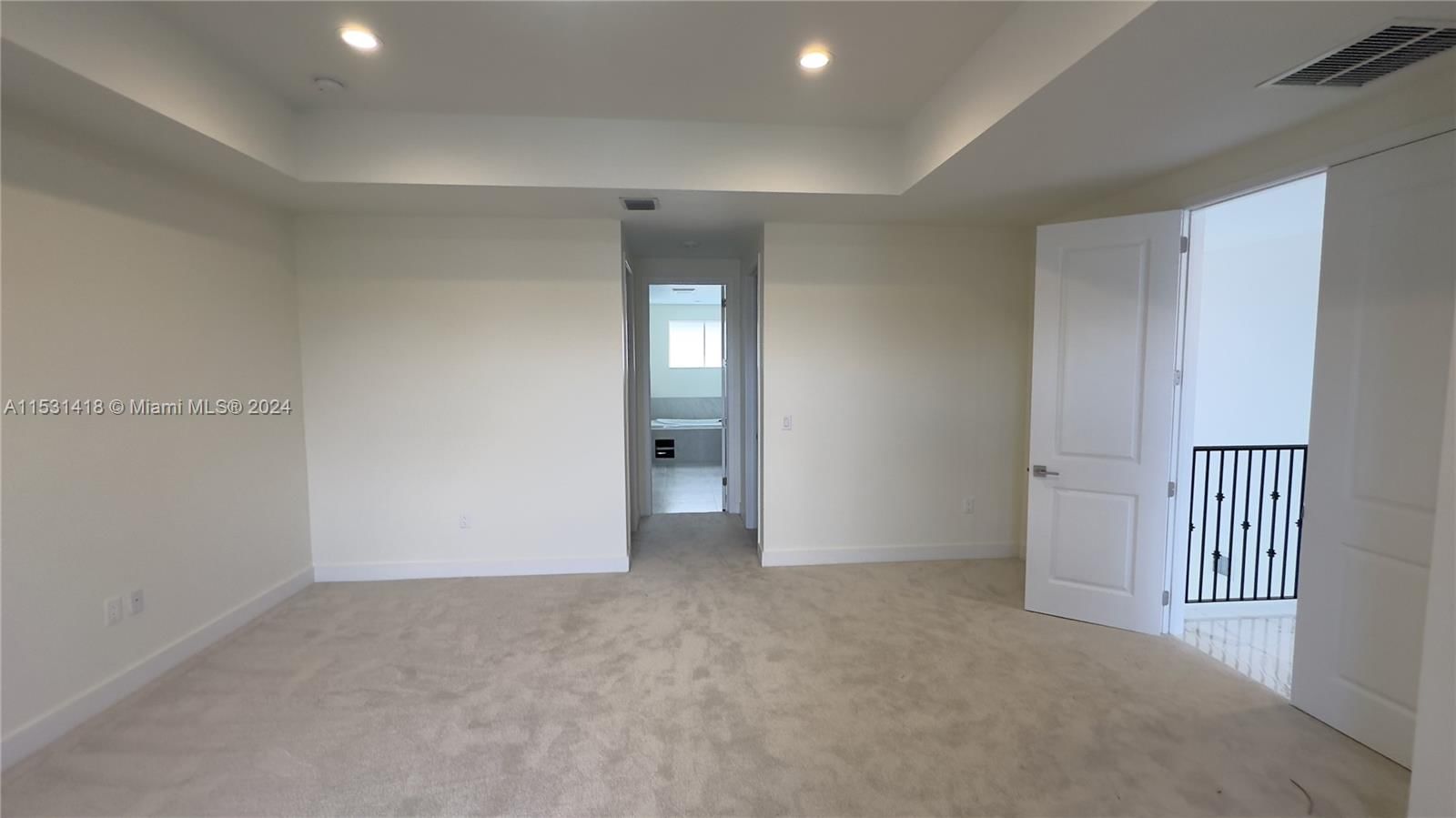 Real estate property located at 3523 Forest View Cir, Broward, Forest View Estates, Dania Beach, FL