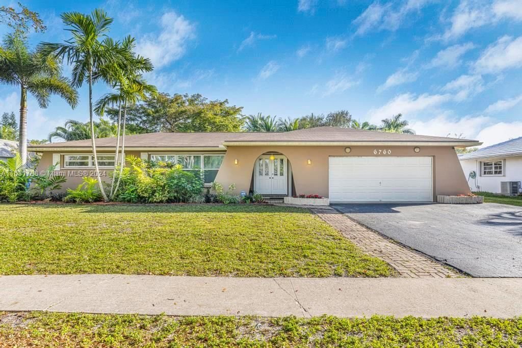 Real estate property located at 6760 16th St, Broward County, LAKEVIEW ESTATES SEC 1, Plantation, FL