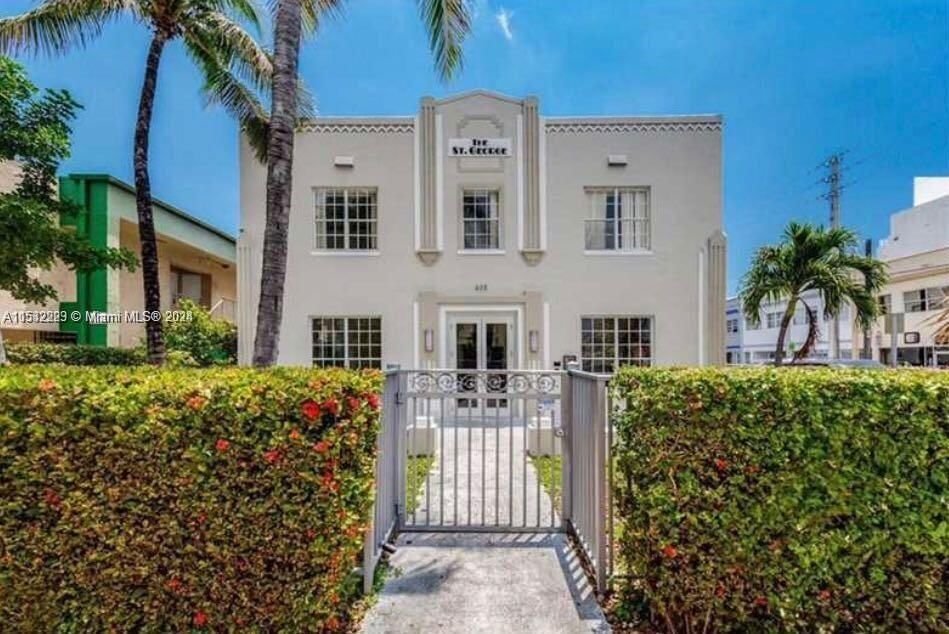 Real estate property located at 605 Euclid Ave #204, Miami-Dade County, THE ST GEORGE CONDO, Miami Beach, FL