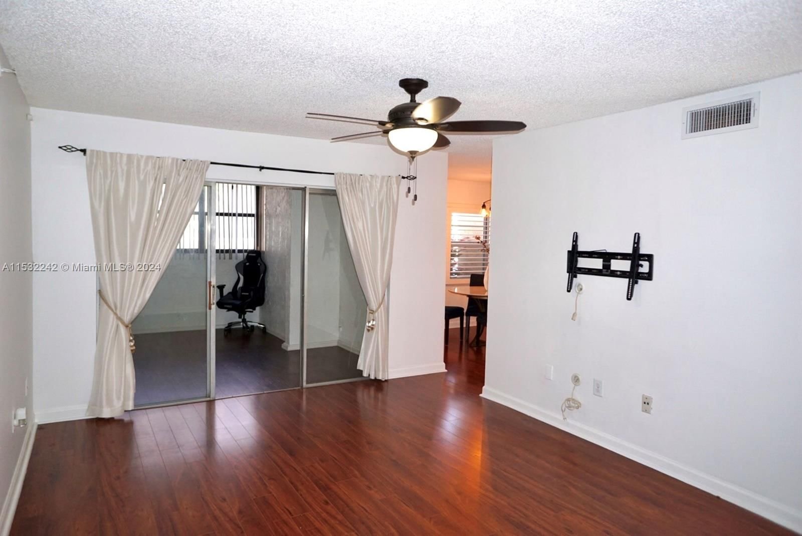 Real estate property located at 10661 108th Ave #1D, Miami-Dade County, THE PRADO CONDO, Miami, FL