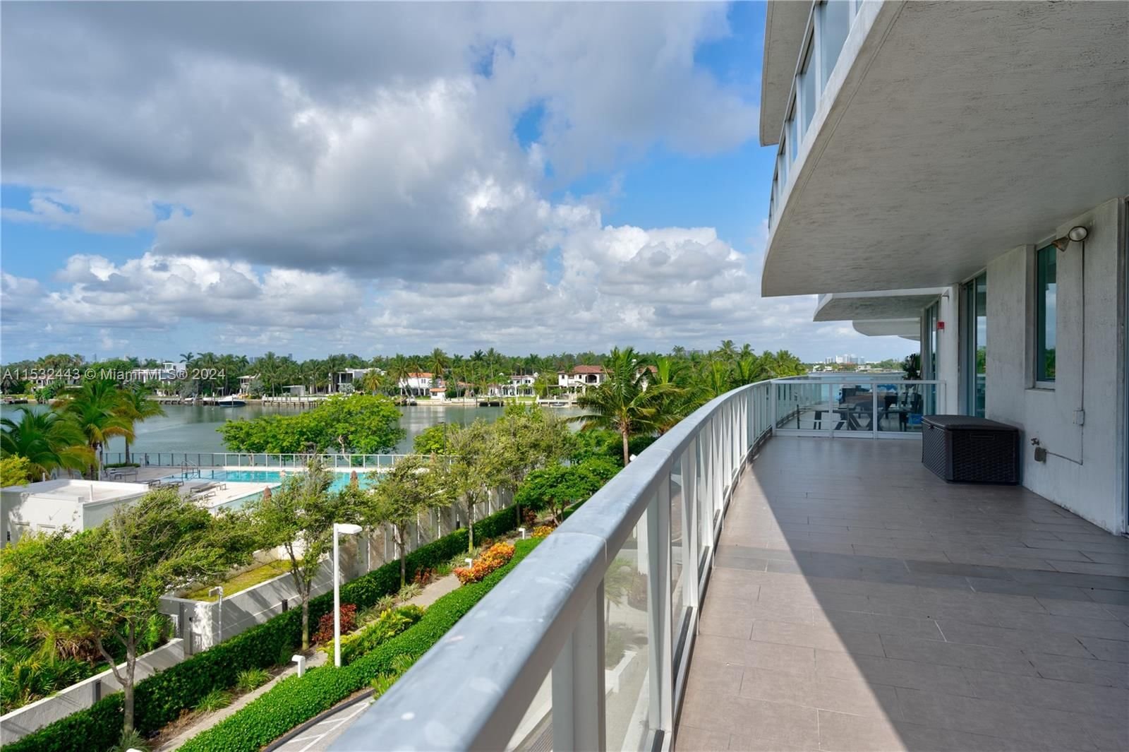 Real estate property located at 6700 Indian Creek Dr #402, Miami-Dade County, EDEN HOUSE CONDO, Miami Beach, FL