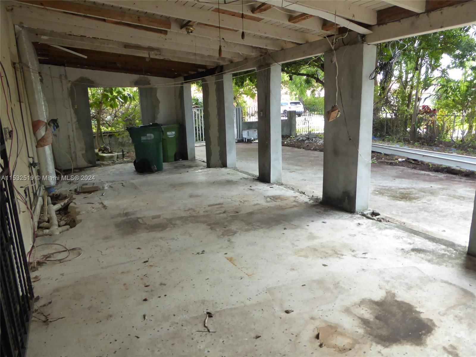 Real estate property located at 10000 4th St, Miami-dade, Richardson-kellett Land C, Sweetwater, FL
