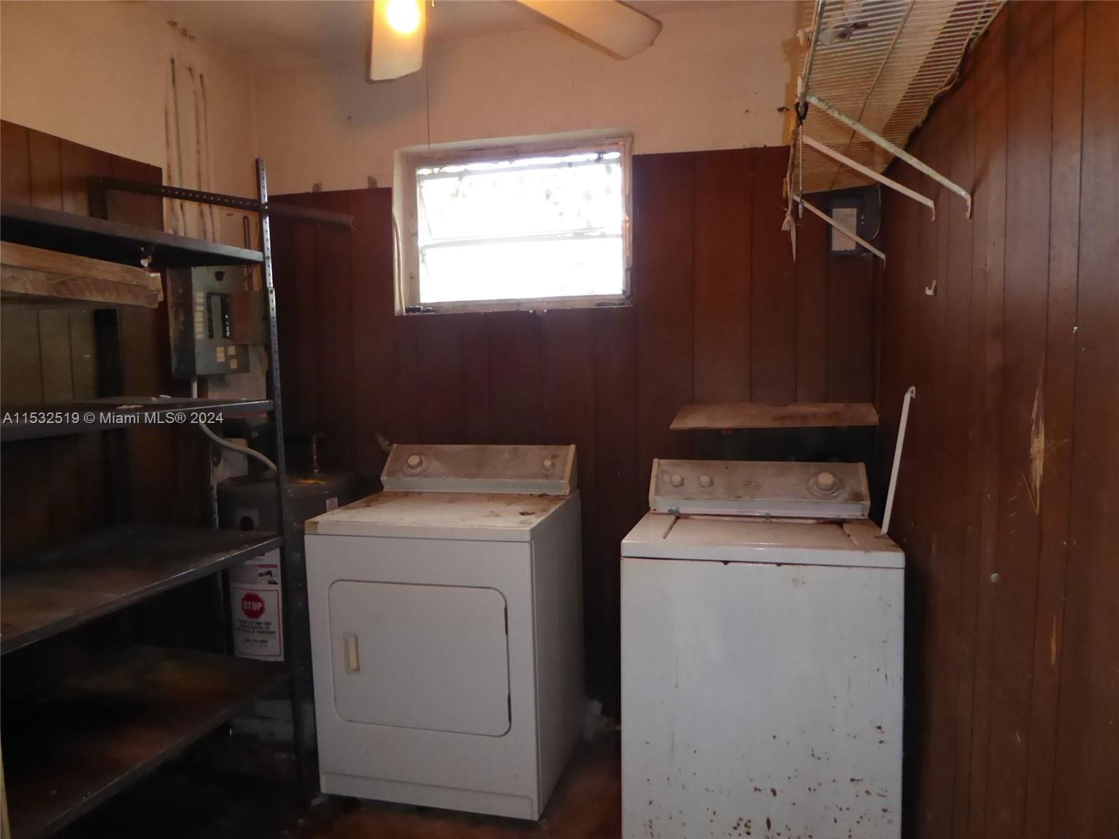 Real estate property located at 10000 4th St, Miami-dade, Richardson-kellett Land C, Sweetwater, FL