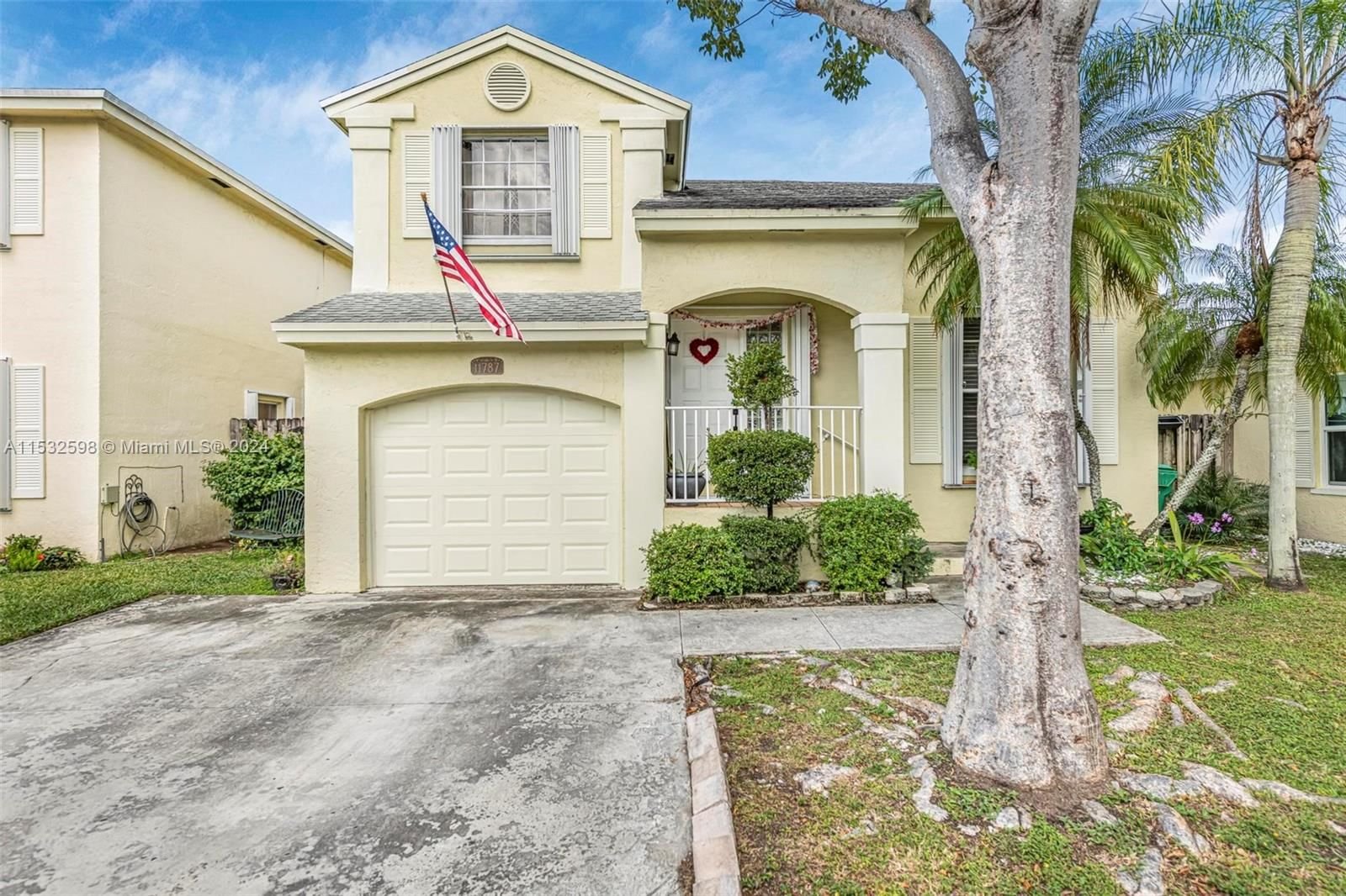 Real estate property located at 11787 99th Ln, Miami-Dade County, AMARETTO 1ST ADDN, Miami, FL