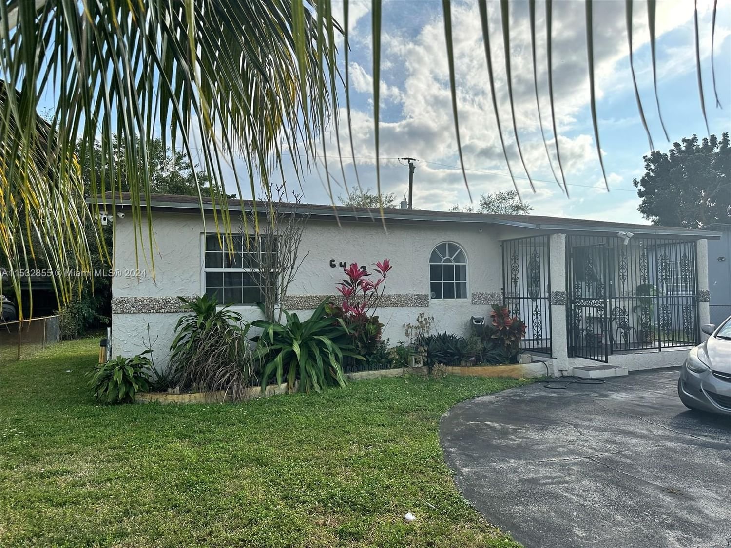 Real estate property located at 6432 Perry St, Broward County, LINWOOD GARDENS NO 2, Hollywood, FL