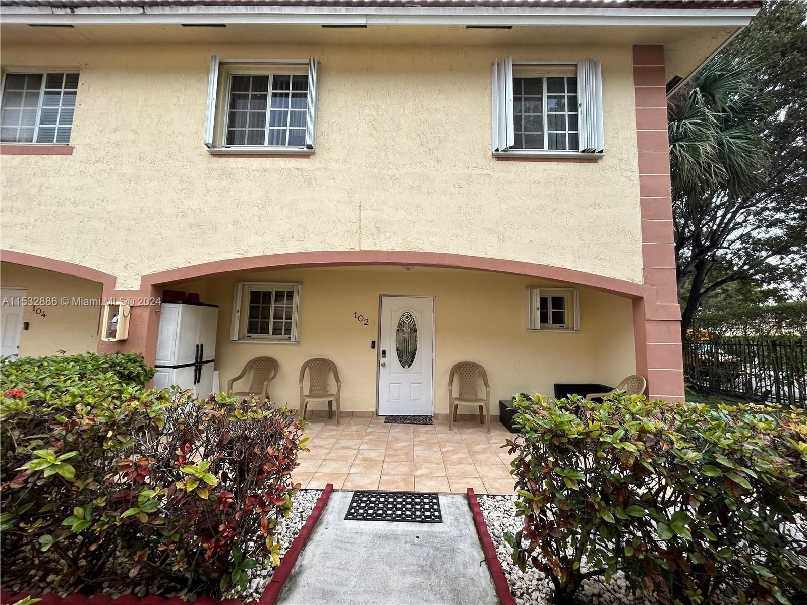 Real estate property located at 6765 182nd St #102, Miami-Dade County, MARQUIS VILLAS I CONDO, Hialeah, FL