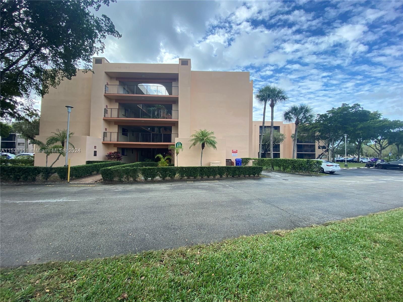 Real estate property located at 8730 133rd Ave Rd #310, Miami-Dade County, HORIZONS WEST CONDO #10, Miami, FL