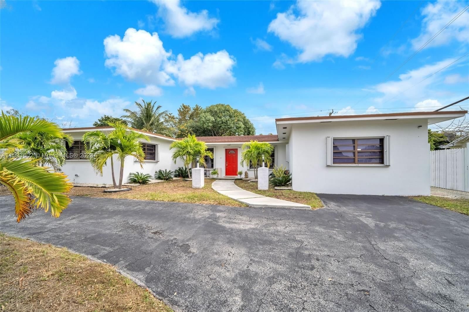 Real estate property located at 9110 Caribbean Blvd, Miami-Dade County, WHISPERING PINES ESTATES, Cutler Bay, FL