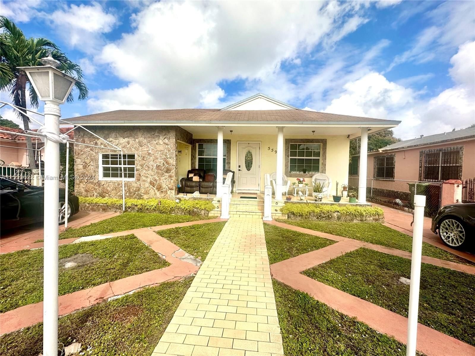 Real estate property located at 559 15th St, Miami-Dade County, HIALEAH 8TH ADD, Hialeah, FL