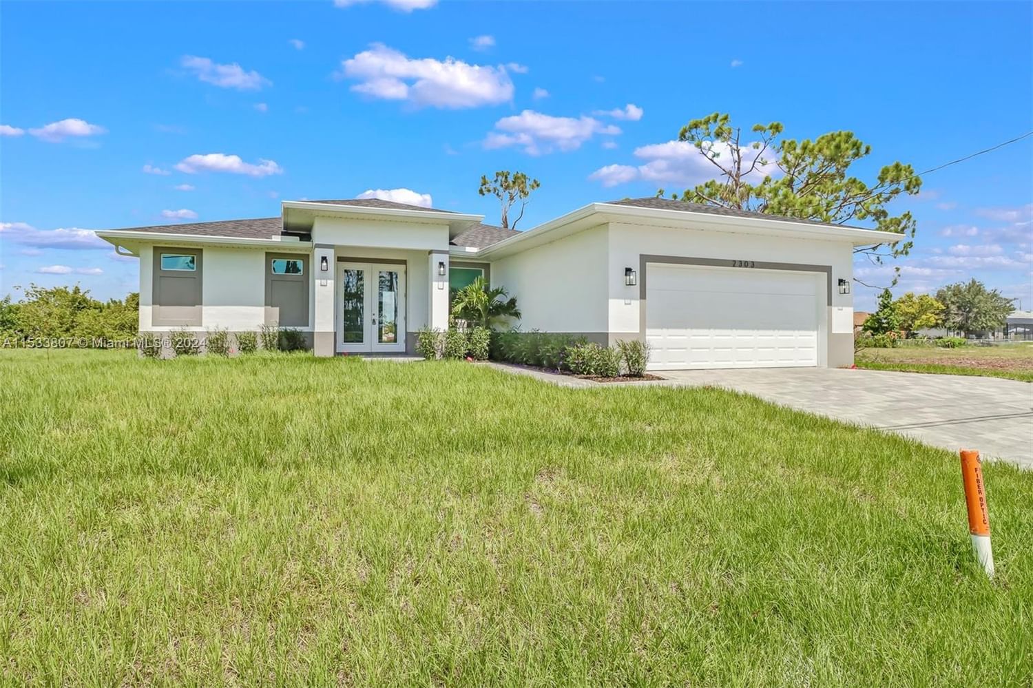 Real estate property located at 1121 El Dorado Blvd N, Lee County, Cape Coral, Cape Coral, FL