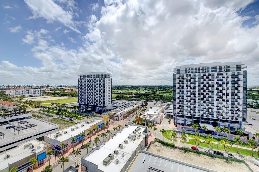 Real estate property located at 5350 84th Ave #1604, Miami-dade, 5350 Park Condo, Doral, FL