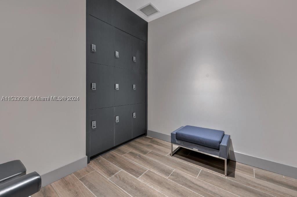 Real estate property located at 5350 84th Ave #1604, Miami-dade, 5350 Park Condo, Doral, FL