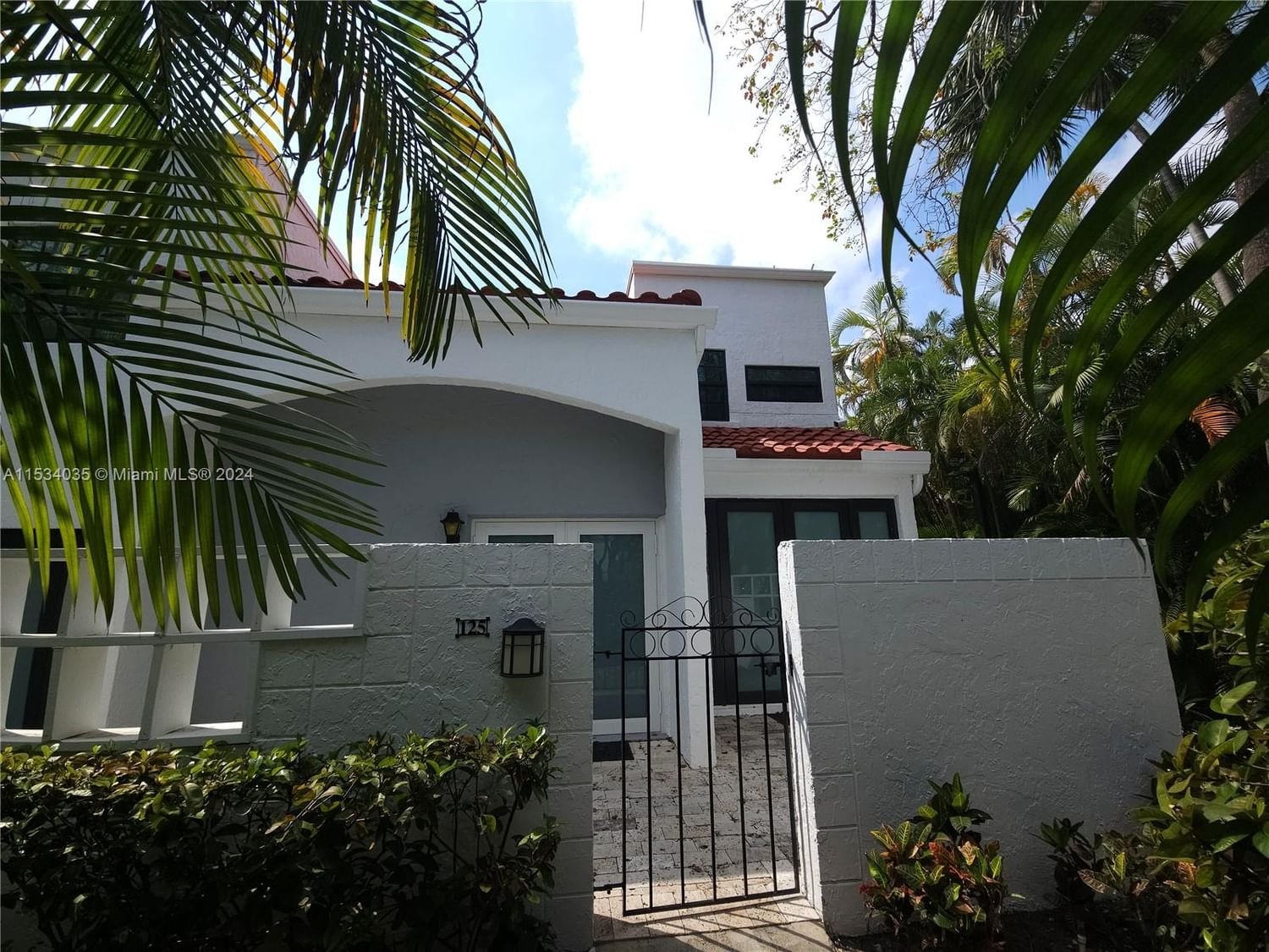 Real estate property located at 20941 Bay Ct #125, Miami-Dade County, MARINER VILLAGE TH CONDO, Aventura, FL