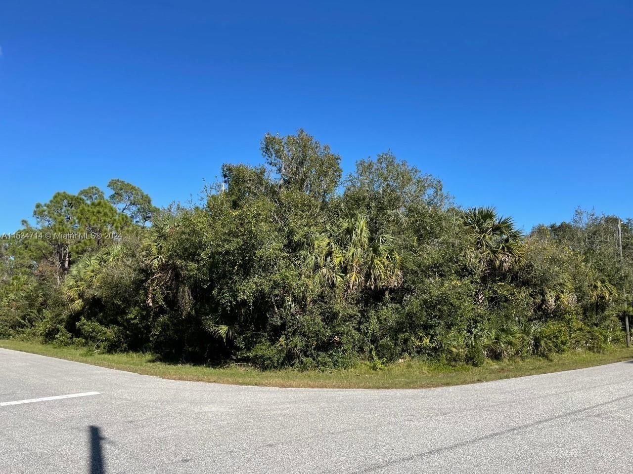 Real estate property located at 18070 York Avenue, Charlotte County, PORT CHARLOTTE SEC 008, Port Charlotte, FL