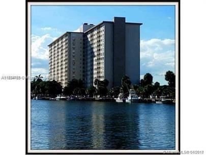 Real estate property located at 400 Kings Point Dr #909, Miami-Dade County, COASTAL TOWERS CONDO, Sunny Isles Beach, FL