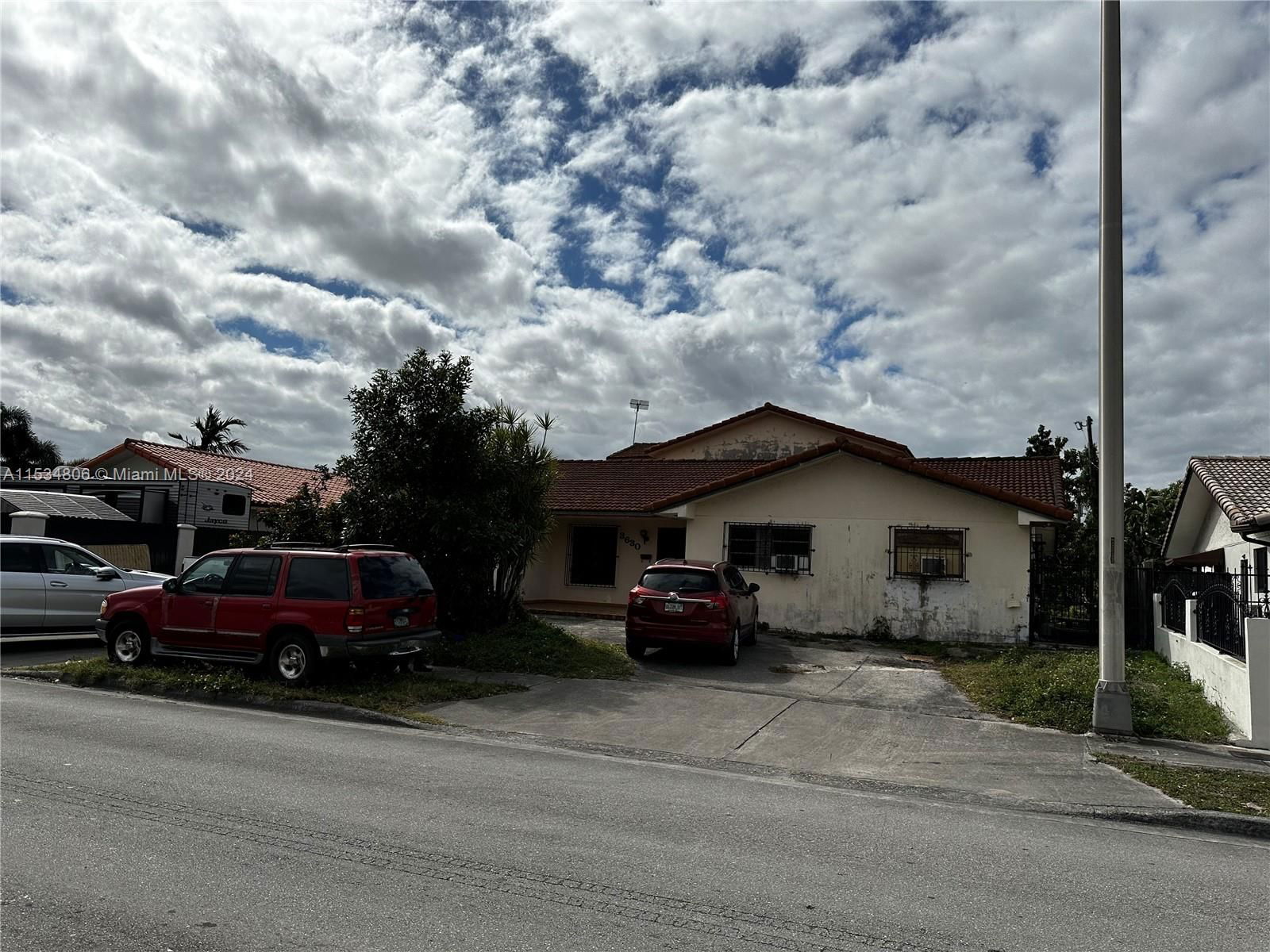 Real estate property located at 3630 13th Ave, Miami-Dade County, EAST STAR SUB, Hialeah, FL