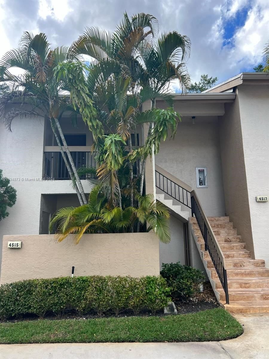 Real estate property located at 4517 20th St #487, Broward County, POND APPLE PLACE II CONDO, Coconut Creek, FL