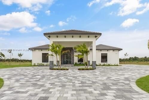 Real estate property located at 18341 224th St, Miami-Dade County, BONITA GROVE, Miami, FL