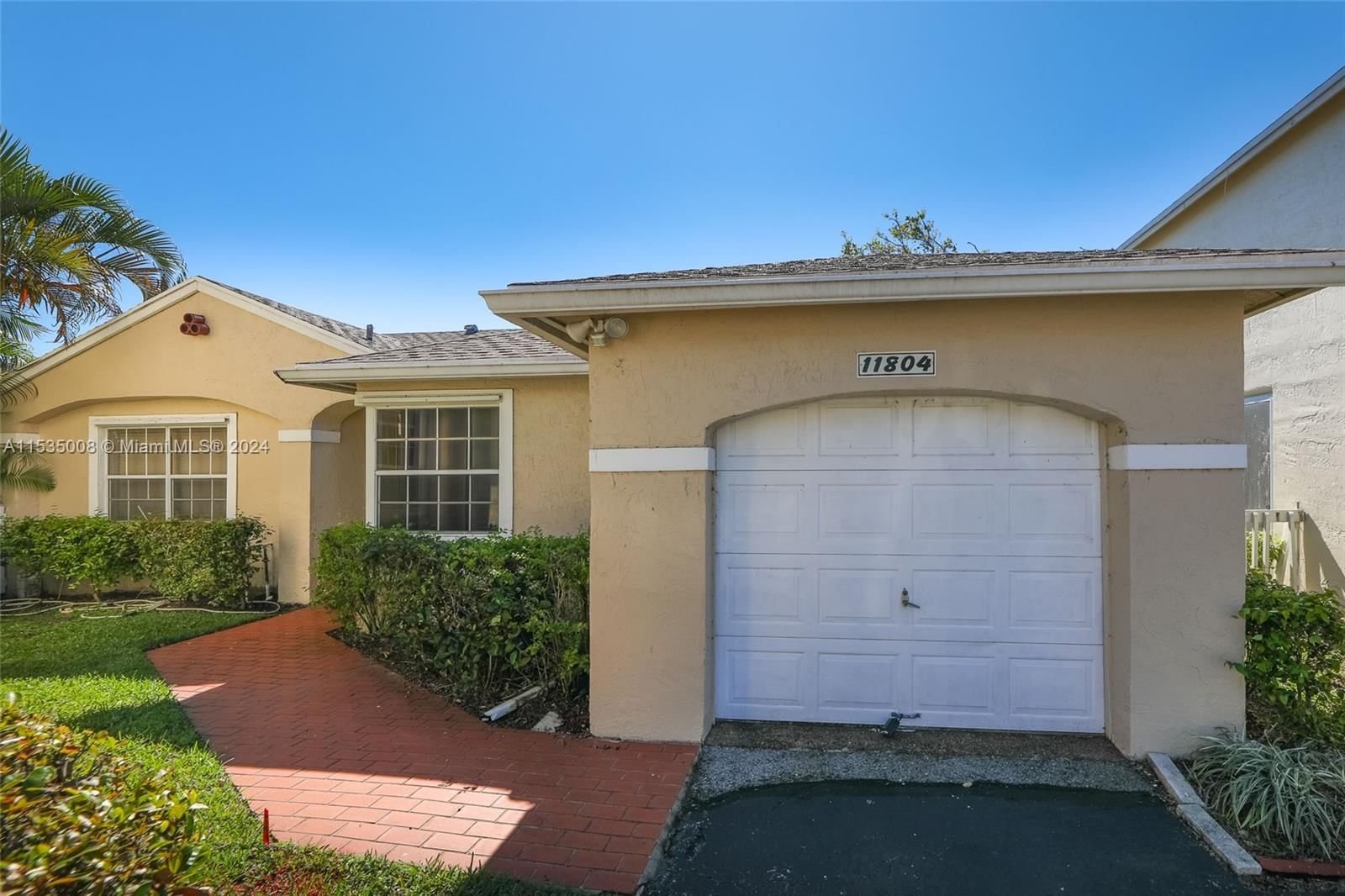 Real estate property located at 11804 13th St, Broward County, PEMBROKE LAKES SECTION EI, Pembroke Pines, FL