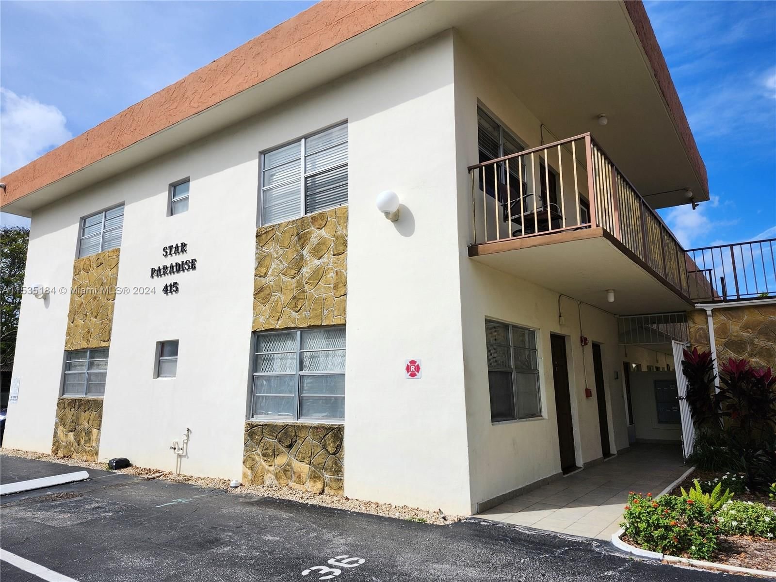 Real estate property located at 415 2nd St #109, Broward County, STAR PARADISE CONDO, Hallandale Beach, FL