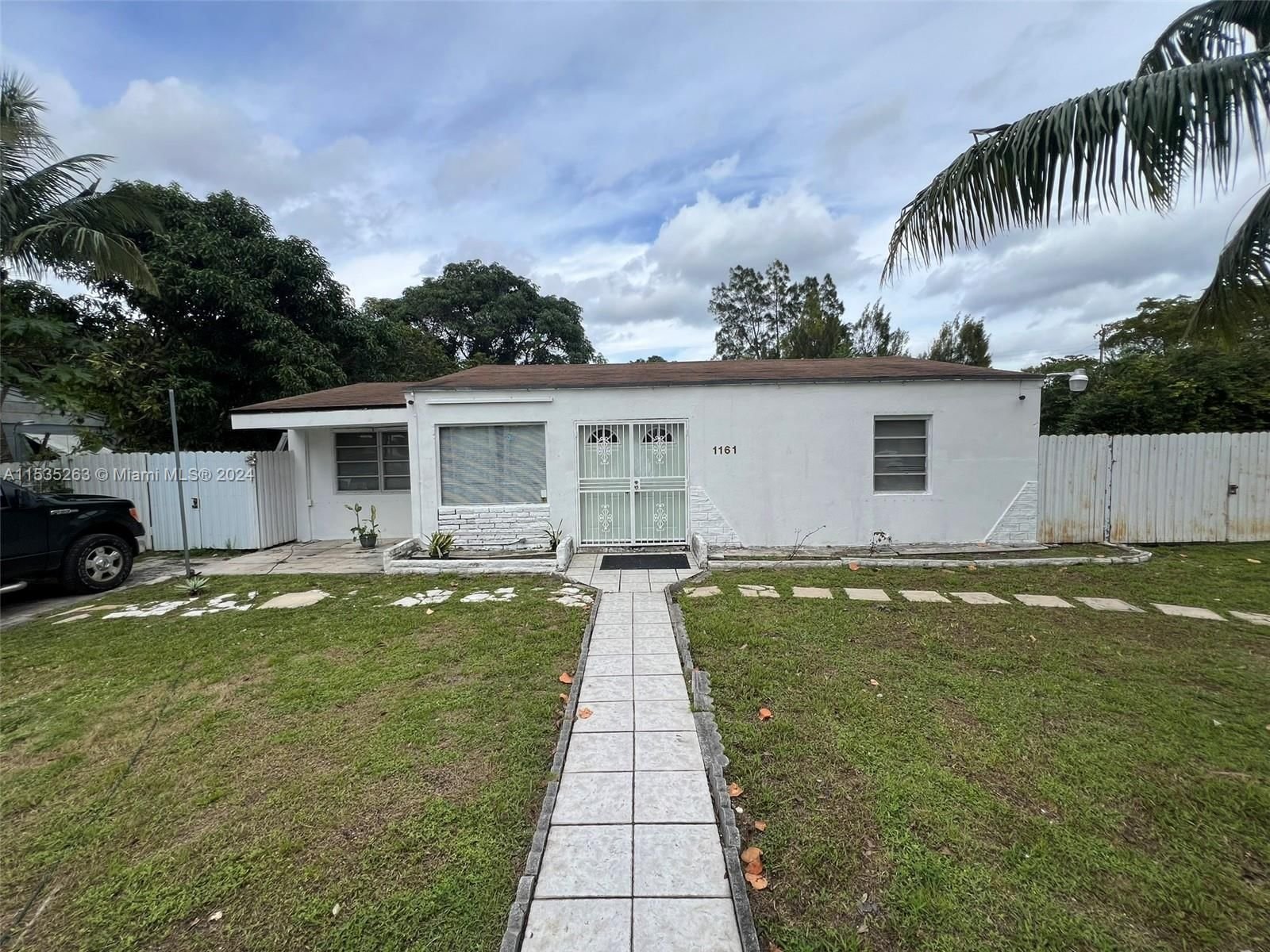 Real estate property located at 1161 140th St, Miami-Dade County, BISCAYNE HIGHLANDS, North Miami, FL