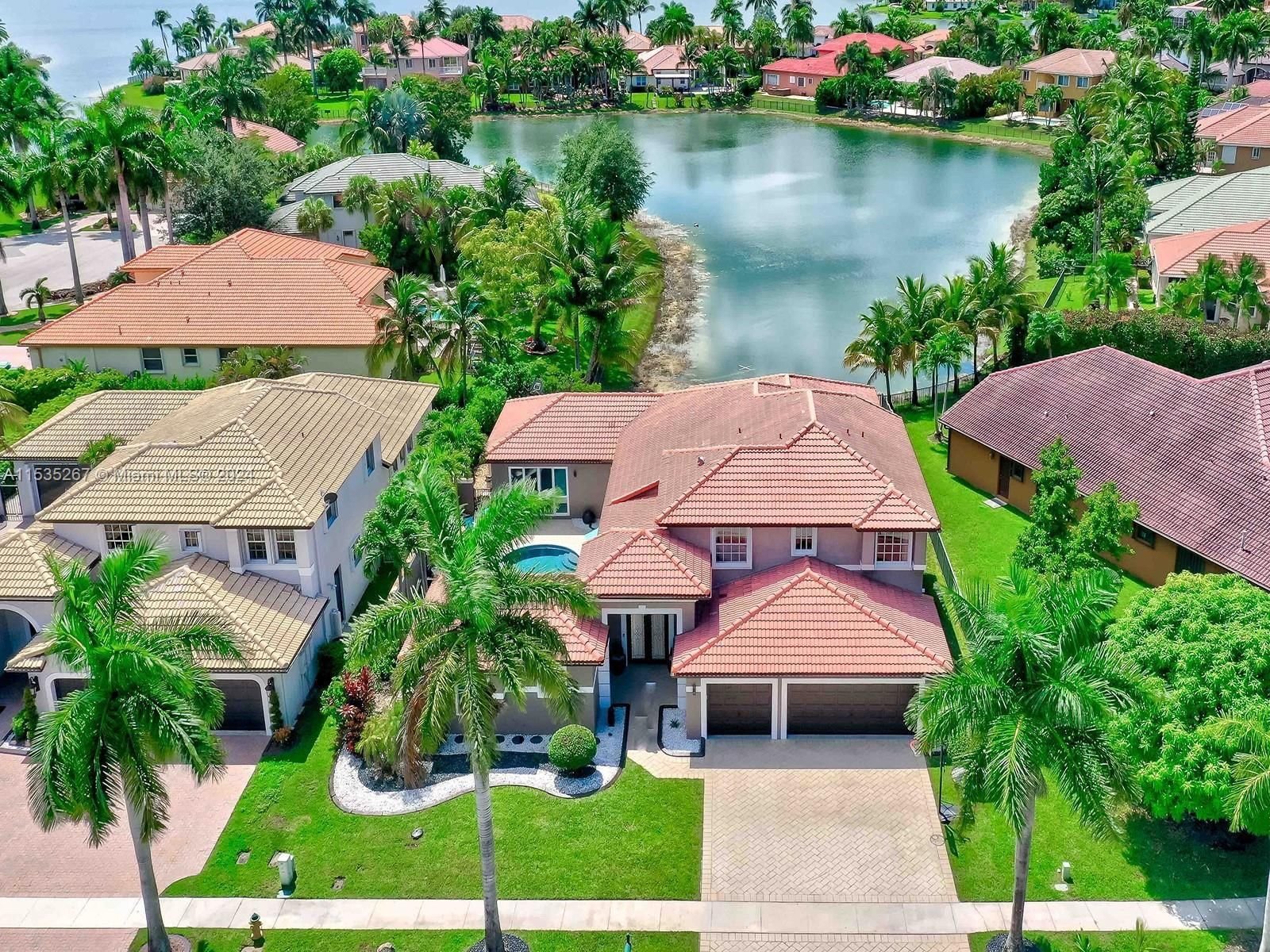 Real estate property located at 4248 185th Ave, Broward County, SUNSET LAKES PLAT TWO, Miramar, FL