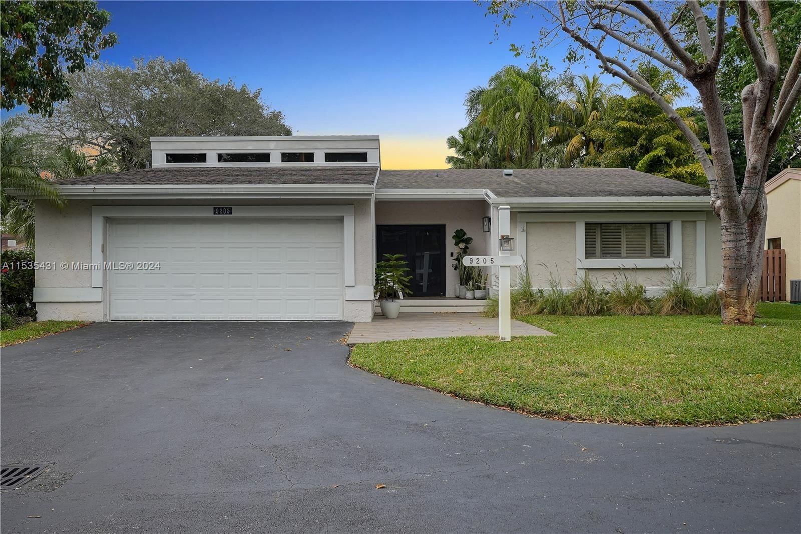 Real estate property located at 9205 78th Ct, Miami-Dade County, PEPPERWOOD, Miami, FL