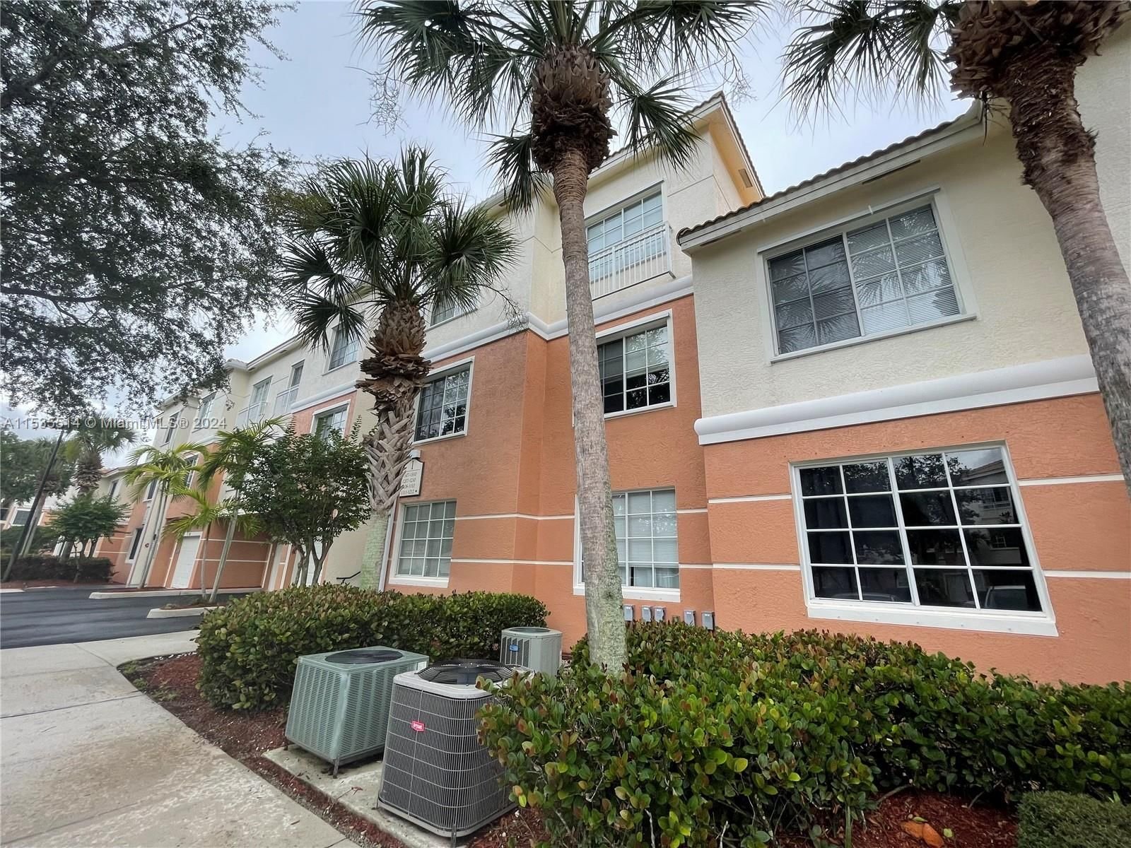 Real estate property located at 1109 Myrtlewood Cir E #1109, Palm Beach County, FIORE AT THE GARDENS COND, Palm Beach Gardens, FL