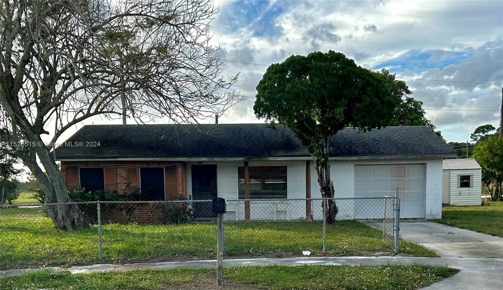 Real estate property located at 106 Hilton Dr, St Lucie County, SHERATON PLAZA UNIT 2 REP, Fort Pierce, FL