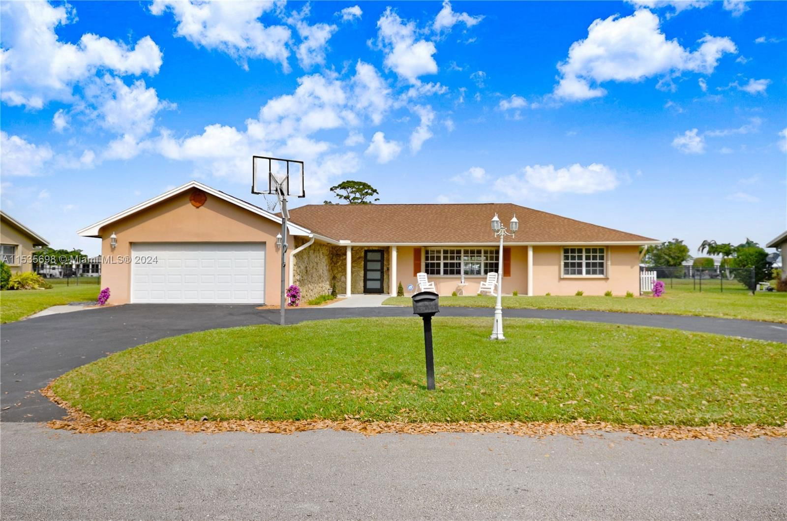 Real estate property located at 4839 Palo Verde Dr, Palm Beach County, CYPRESS CREEK, Boynton Beach, FL