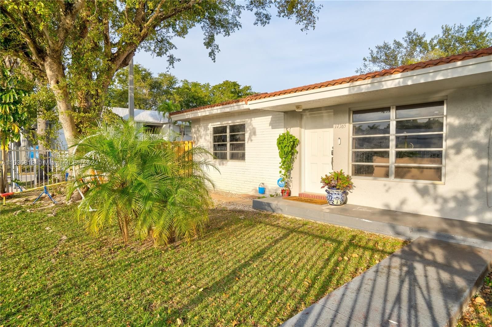 Real estate property located at 17365 95th Ave #17365, Miami-Dade County, VILLAGE HOMES & CONDOS AT, Palmetto Bay, FL