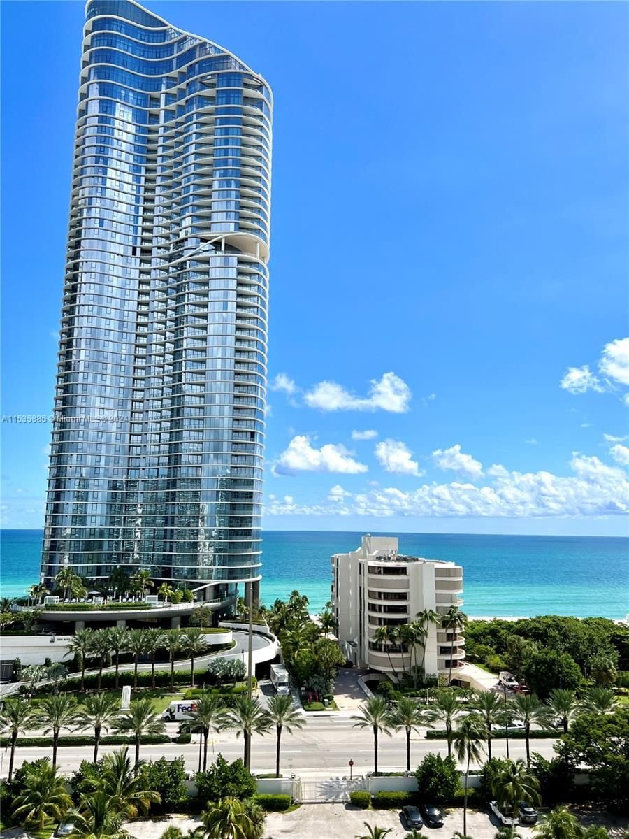 Real estate property located at 100 Bayview Dr #1211, Miami-Dade County, ARLEN HOUSE EAST CONDO, Sunny Isles Beach, FL